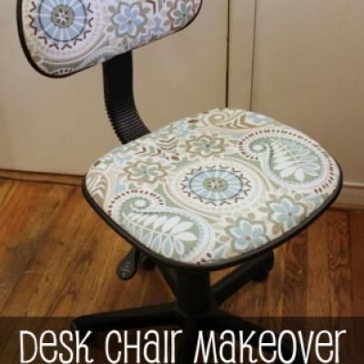 Desk Chair Makeover Diy Desk Chair, Desk Chair Makeover, Kitchen Painting, Making Furniture, Chair Desk, Upcycling Projects, Bedroom Upgrade, Computer Desk Chair, Paint Black