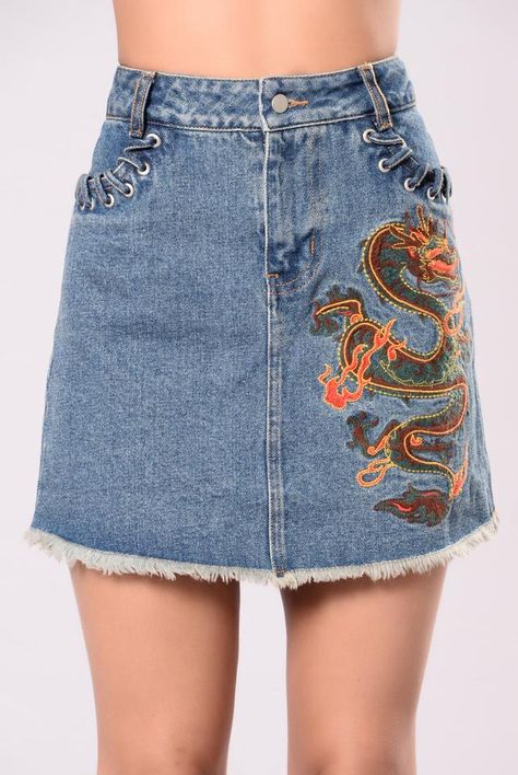 Painted Denim Skirt, Dragon Denim, Embroidered Dragon, Painted Clothes Diy, Buy Skirts, Skirt Denim, Painted Denim, Painted Clothes, Dragon Tattoo