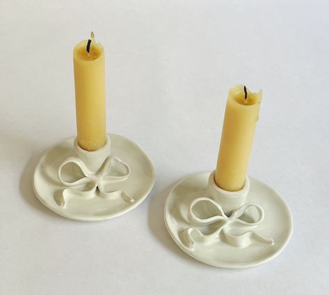 Bow Ceramic Candle Holders Clay Ideas Candle Holder, Diy Ceramic Candle Holders, Bow Candle Holder, Clay Candle Stick Holders, Diy Candle Holders Clay, Candle Stick Holders Diy, Candle Holders Clay, Air Dry Clay Candle Holder, Ceramics Candle Holder