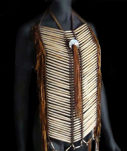 Native American Chest Plate, Native American Knowledge, Concert Outfit Rock, Native Necklace, Native American Dress, Witcher Art, Village People, Indian Crafts, Iron Beads