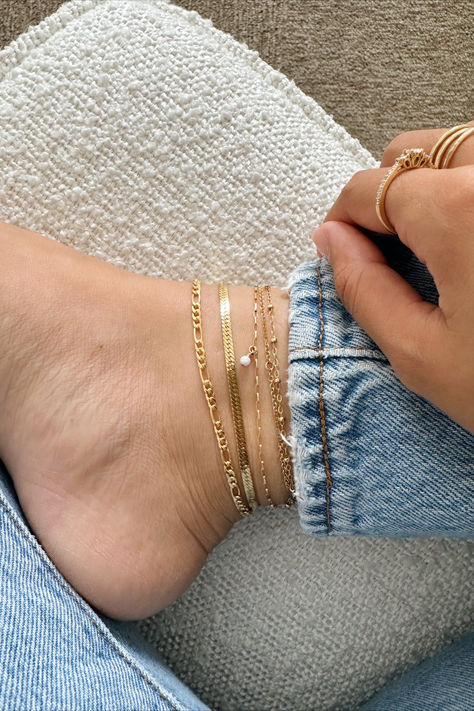 14k gold filled anklet stack. Gold Anklet, Jewelry Workshop, Dope Jewelry, Jewelry Essentials, Classy Jewelry, Stacked Jewelry, Jewelry Lookbook, Jewelry Repair, Measuring Tape