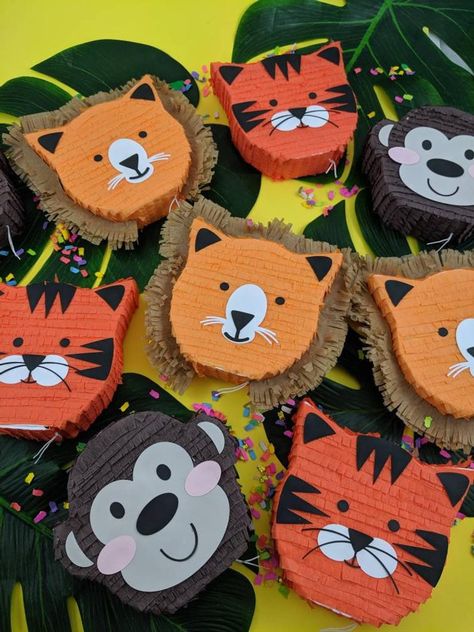 Jungle Theme Pinata, Jungle Pinata, Two Wild Party, Christmas Gift Wrapping Diy, Half Birthday Cakes, Jungle Theme Birthday Party, Panda Birthday Party, Animal Party Theme, Animal Party Favors