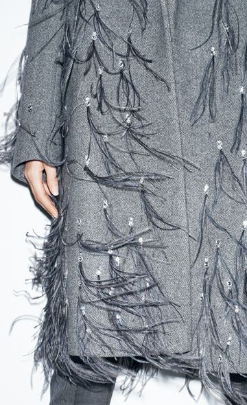 Textile Texture, Grey Coat, Textiles Fashion, Dries Van Noten, Fashion Details, Designer Outfits Woman, Fashion Collection, High Fashion, Feathers