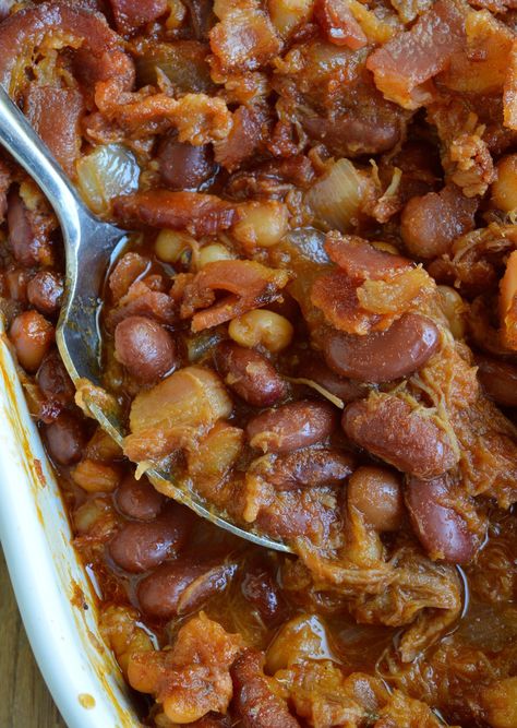 Double Pork Baked Beans Recipe Pulled Pork Side Dishes, Pork And Beans Recipe, Pork Side Dishes, Cowboy Baked Beans, Ground Beef Breakfast, Pork And Beans, Best Baked Beans, Bbq Beans, Baked Beans Recipe