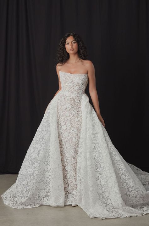 Divine Atelier Bridal, Prea James Cara Gown, Ersa Atelier Bridal, Reem Acra Dress, Reem Acra Wedding Dress, Reem Acra Bridal, Reem Acra, Engagement Dresses, Wedding Planning Tips