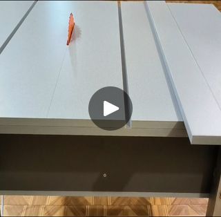 Table Saw Fence Diy, Homemade Table, Table Saw Fence, Diy Table Saw, Homemade Tables, Make A Table, Circular Table, Dust Removal, Circular Saw