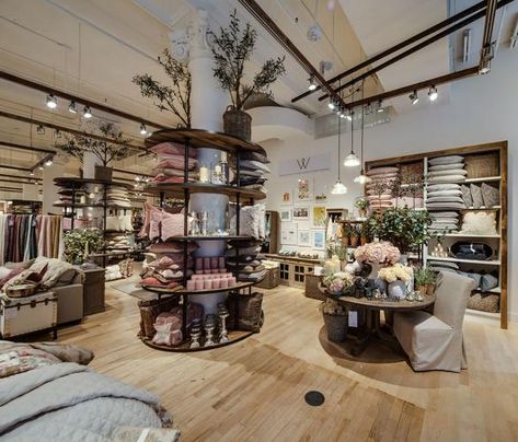 First Look: Pottery Barn flagship, New York City | Chain Store Age New York Shopping, Pottery Barn Furniture, Momofuku Milk Bar, Retail Store Display, Kitchenware Shop, Williams Sonoma Home, Furniture Showroom, Store Displays, Store Interior