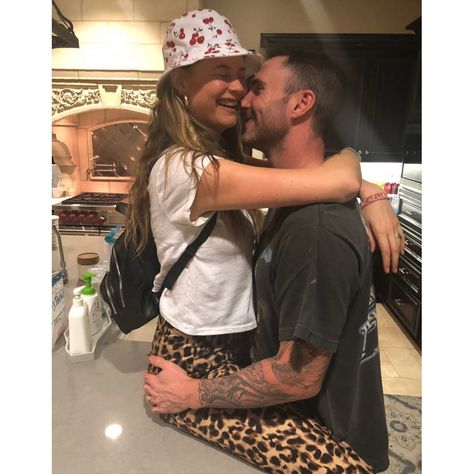 Behati Prinsloo gets close to Adam Levine in new photo   Behati Prinsloo gets close to husband Adam Levine in a new photo on Instagram.  #TheVoice #EllenDeGeneres #AdamLevine #BehatiPrinsloo Behati Prinsloo Style, Adam And Behati, Pump And Dump, Behati Prinsloo, Adam Levine, Maroon 5, Sabrina Carpenter, Celebrity Gossip, Reality Tv