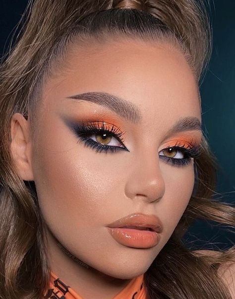 Orange Makeup Ideas, Orange Eye Makeup, Maquillage On Fleek, Festival Make Up, Orange Eyeshadow, Orange Makeup, Prom Eye Makeup, Bright Makeup, Glossy Makeup