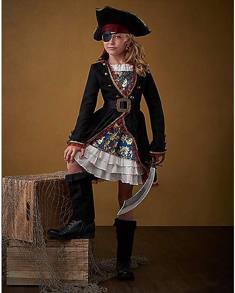 Girl Pirate Outfit, Black And Gold Jacket, Pirate Costume Kids, Girl Pirate, Pirate Girl Costume, Best Kids Costumes, Pirate Costume Diy, Pirate Dress, Girl Pirates