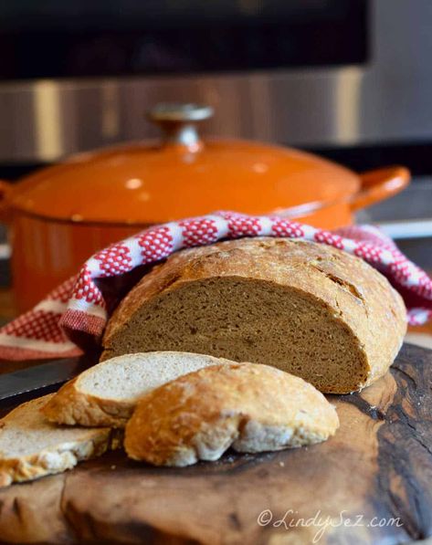 No Knead Rye Bread Dutch Ovens, Easy Rye Bread Recipes For Beginners, Crusty Rye Bread Recipe, No Knead Rye Bread Recipe, Recipes With Rye Flour, Rye Bread Recipe, Beginners Bread Recipe, Rye Bread Recipes, Le Creuset Dutch Oven