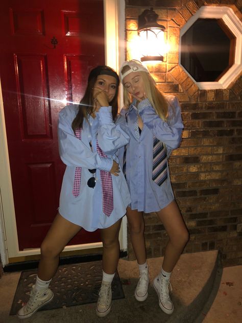 frat boys girl Halloween costume bestfriends Frat Boys Halloween Costume, Frat Boy Outfit, Costumes For Best Friends, Costumes For Teenage Girl, Frat Boys, Teenage Halloween Costumes, Friends Boys, Cute Group Halloween Costumes, Halloween Costumes For Teens Girls