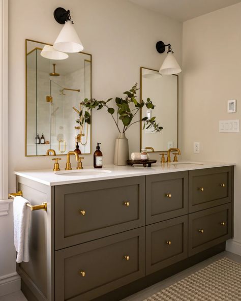 Bathroom Vanity Half Bath, Fun Bathroom Cabinet Colors, Styling Above Toilet, Early 2000s Bathroom Remodel, Stainmaster Tile, Dark Wall Bathroom, Vintage Vanity Ideas Bedroom, Painted Cabinets Bathroom, Calm Bathroom Ideas