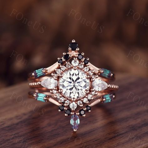 Vintage Moissanite Engagement Ring Set Unique Rose Gold - Etsy Gold Cluster Engagement Ring, Alexandrite Wedding Band, Vintage Moissanite Engagement Ring, Unique Engagement Ring Settings, Deco Rose, Cute Engagement Rings, Gold Promise Rings, Unique Roses, Bridal Wedding Rings