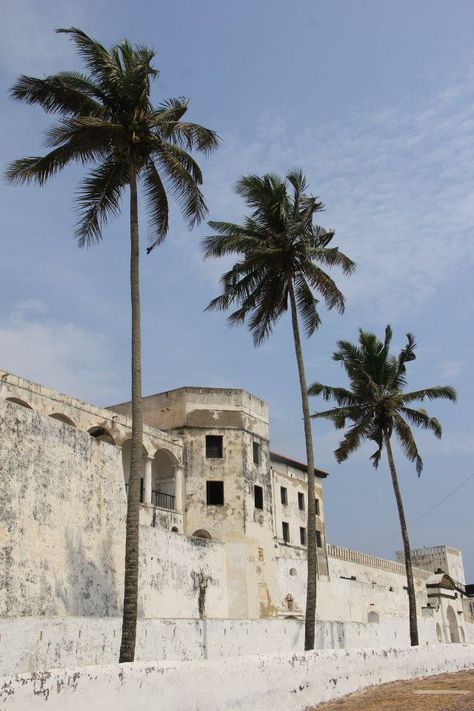 Elmina Castle Ghana is one of about sixty slave trading castles in Ghana #Ghana #Elmina #slaves Elmina Castle Ghana, Ghana Aesthetic, Ghana Culture, Travel Africa, Fundraiser Ideas, Passport Stamps, Silhouette Art, African Beauty, Historical Architecture