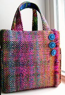 Sacs Tote Bags, Saori Weaving, Weaving Loom Projects, Sac Diy, Handwoven Bag, Rigid Heddle Weaving, Tote Bags Handmade, Weaving Textiles, Handmade Purses