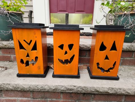 Reusable jack-o'-lanterns that won't rot—groundbreaking. Jean LevasseurThese DIY jack-o'-lantern boxes are creepy, versatile, and simple. The post Make wooden Jack-o’-lanterns you can reuse for many happy Halloweens appeared first on Popular Science. Lantern Cards, Jack O Lantern Diy, Rotting Fruit, Wooden Lanterns Diy, Halloween Lanterns Diy, Diy Pumpkins Crafts, Lanterns Wedding, Glow Halloween, Halloween Yard Art