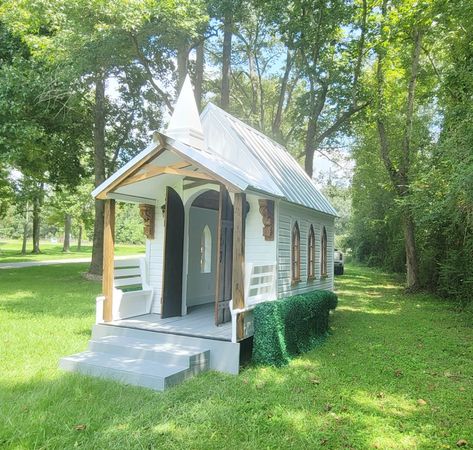 Mo'Belle Wedding Chapel | Mo-Belle Chapel Private Chapel, Small Chapel, Mobile Wedding, Wedding Chapel, Bar Service, Backyard Retreat, Wedding Location, Chapel Wedding, Wedding Locations