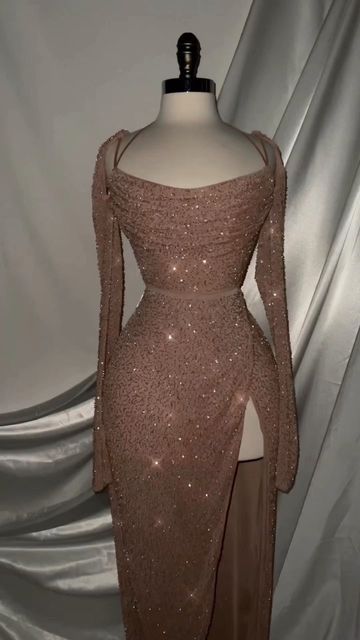 Dinner Dress Classy Elegant, Matric Dress, Classic Outfits For Women, Dinner Gowns, Oh Polly Dresses, Dinner Dress Classy, Elegant Dresses Classy, Effortlessly Chic Outfits, Oh Polly