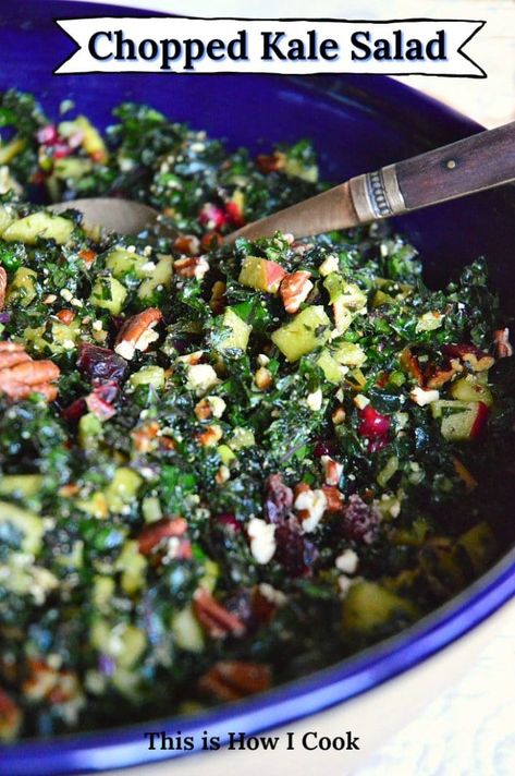 Kale Salad With Apples, Chopped Kale Salad, Kale Salad Dressing, Salad With Cranberries, Salad With Apples, Maple Vinaigrette, Chopped Kale, Salad Kale, Chou Kale