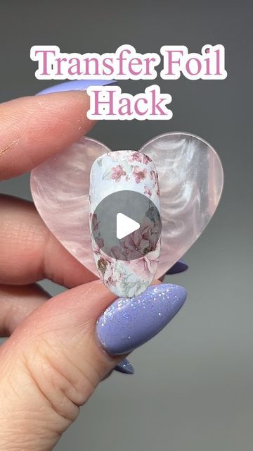 Nail Art Designs With Foil, Acrylic Nail Foil Designs, Nails With Foil Art, Foil For Nails, Foils Nails Designs, Nail Foils Tutorial, How To Do Foil Nail Art, How To Do Foil Nails, How To Put Foil On Nails