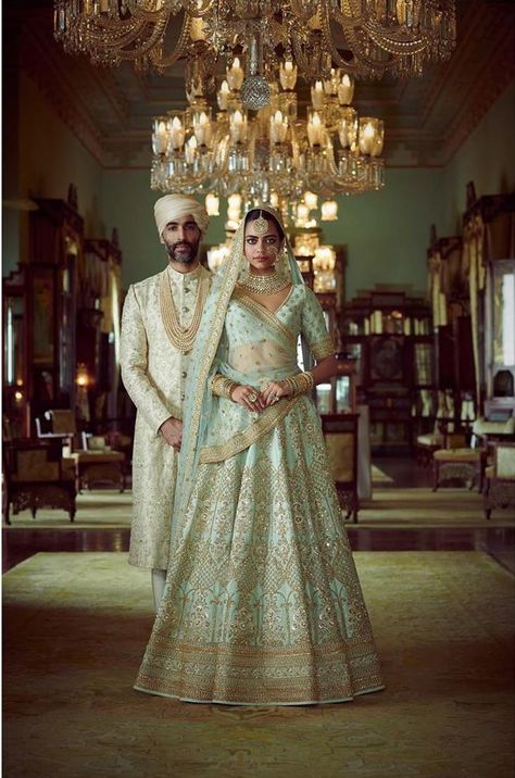 Sabyasachi Wedding, Sabyasachi Lehenga Bridal, Sabyasachi Bridal, Bridal Lehenga Designs, Sabyasachi Lehenga, Dia Mirza, Wedding Lehengas, Indian Bride Outfits, Anamika Khanna