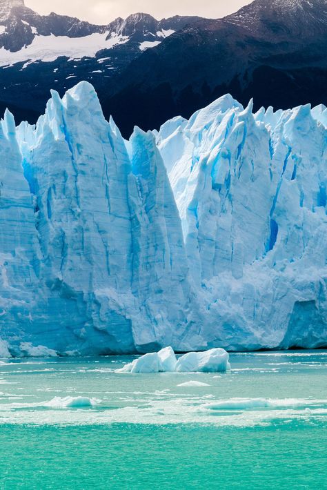 Ice Places Aesthetic, Icy Ocean, Antarctic Ocean, Northwest Passage, Arctic Ocean Underwater, Dnd Locations, Ice Formations, Sea Ice, Arctic Ocean