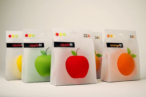 Fruit Fit by Tiffany Shih, via Behance. See-through packaging for the actual apples. Bra Packaging, Sport Packaging, Apple Packaging, Beautiful Packaging Design, Fruit Packaging, Cool Packaging, Graphic Design Packaging, Organic Produce, Tea Packaging