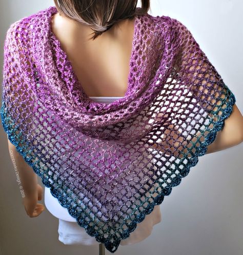 One Skein Simple Summertime Shawl • Oombawka Design Crochet Triangle En Crochet, Shawl In A Ball, Crocheted Shawls, Crochet Wraps, Crochet Prayer Shawls, Poncho Au Crochet, Yarn Shawl, One Skein Crochet, Crochet Shawl Free