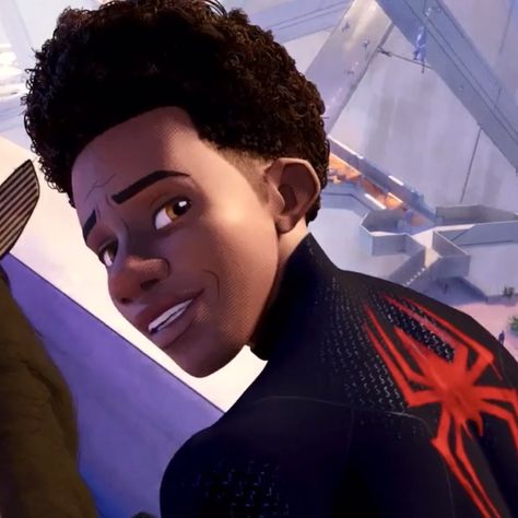 Miles Morales Icon, We Have A Hulk, Miles Spiderman, Miles Morales Spiderman, Spiderman 3, Drawing Cartoon Characters, Spiderman Pictures, Weak In The Knees, Man Character