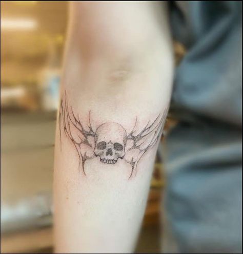 Emo Tattoos For Guys, Gothic Skull Tattoo, 3x3 Tattoos Ideas, Skull Forearm Tattoo, Y2k Tattoos, 24 Tattoo, Tattoo Placement Ideas, Around Arm Tattoo, Arm Tats