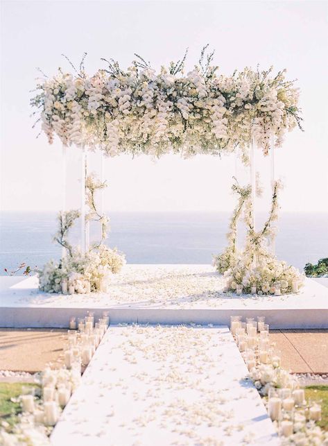 Mandap Beach Wedding, Beach Wedding Setup Outdoor Ceremony, Beach Mandap Decor, Beach Wedding Mandap, Beach Ceremony Decor, Beach Wedding Ceremony Decor, White Mandap, Mandap Wedding, Indian Beach Wedding