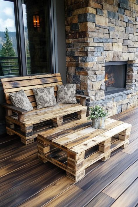 Rustic wooden patio furniture made from repurposed pallets in front of an outdoor stone fireplace. Diy Outside Furniture, Pallet Furniture Outdoor Easy, Diy Pallet Projects For Beginners, Homemade Furniture Ideas, Pallet Projects Outdoor, Pallet Table Outdoor, Furniture Made From Pallets, Pallet Diy Projects, Pallet Deck Furniture