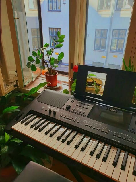 Keyboard Piano Setup, Playing Keyboard Aesthetic, Piano Setup, Musician Life, Popular Piano Sheet Music, Music For Guitar, Music Aesthetics, Piano Girl, Music Keyboard