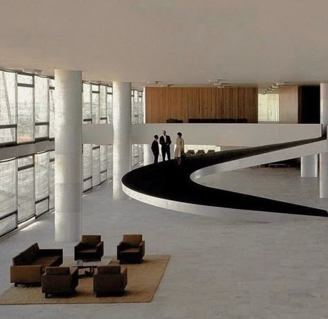 Oscar Niemeyer Architecture, Architecture Tools, Midcentury Architecture, Oscar Niemeyer, Glass Boxes, Le Corbusier, Architectural Digest, Architecture Details, Interior Spaces