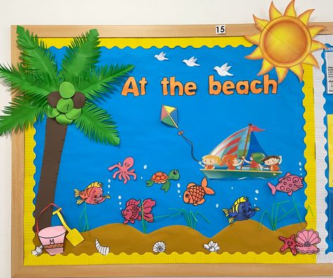 Summer Boards, Summer Crafts For Toddlers, Summer Bulletin Boards, Summer Hawaii, Flowers Craft, Paper Flowers Craft, Preschool Ideas, Mothers Day Crafts, Summer Crafts