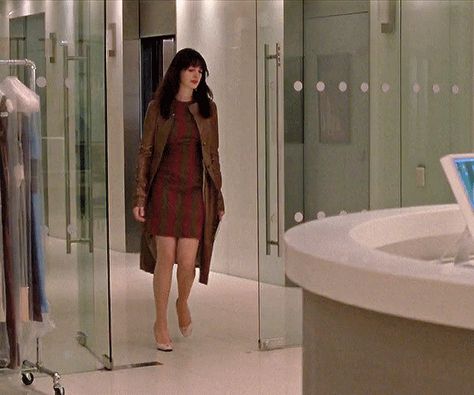 Devils Wear Prada Outfits, Devil Wears Prada Emily Outfits, Devil Wears Prada Outfits Inspiration, Giselle Devil Wears Prada, Devil Wears Prada Poster, The Devil Wears Prada Edits, Devil Wears Prada Outfits, Corporate Fits, White Coat Outfit