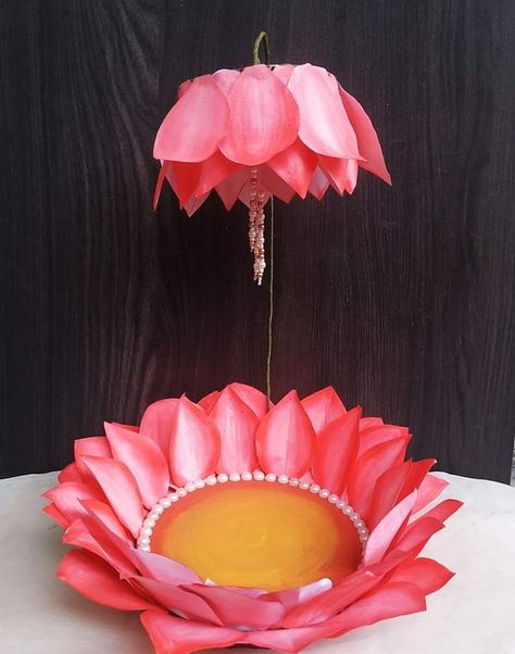 Decoration | Flower decorations diy, Diy diwali decorations, Diy crafts for gifts Krishna Aasan Decoration, Kanha Decoration Ideas, God Decoration Ideas At Home, Ganpati Aasan Decoration, Ganesh Chaturthi Aarti Thali Decoration, Ganesh Making Ideas, Ganesha Festival Decoration Ideas, Aasan Design, Ganpati Decoration Theme At Home