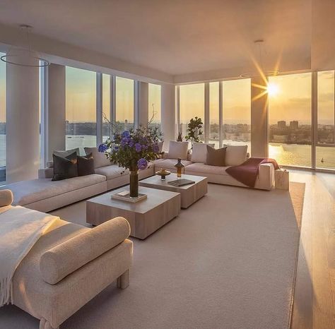 Bedroom Apartment Decor Ideas, Floor To Ceiling Windows Apartment, Apartment Decorating Bedroom, Apartment Decor Bedroom, Rich Apartment, Popular Home Decor, Deco Marine, Apartment Exterior, Girly Apartments