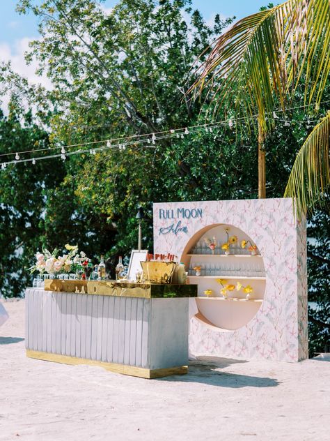 Looking for wedding bar inspiration? This Florida wedding has the perfect outdoor bar idea! See more at the link. Event Planning Portfolio, Marthas Vineyard Wedding, Wedding Pool Party, Decoration Restaurant, Corporate Event Planner, Wedding Entrance Decor, Event Bar, Events Design, Wedding Entrance