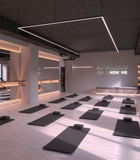 Ruang Gym, Gym Architecture, Dance Studio Design, Yoga Room Design, Boutique Fitness Studio, Boutique Gym, Dream Gym, Gym Design Interior, Spin Studio