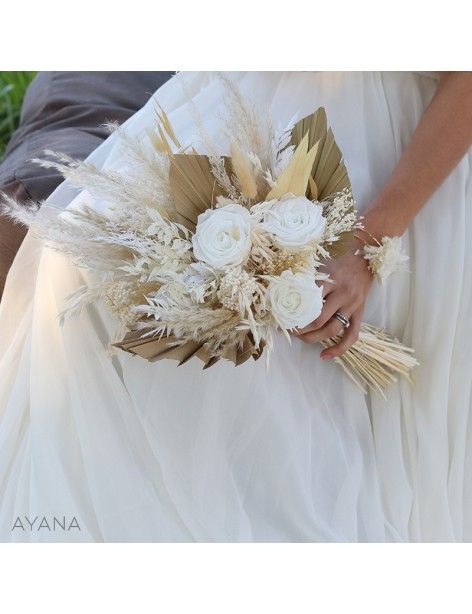 White Peonies Bouquet, Sustainable Flowers, Eternal Rose, Boho Wedding Bouquet, Boho Style Wedding, Wedding Boho, The Wedding Date, White Bouquet, Dried Flower Bouquet