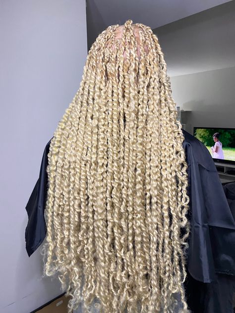 Platinum Blonde Passion Twist, Blonde Island Twist, Blonde Marley Twists, Blonde Twist Braids, Blonde Passion Twist, Platinum Blonde Braids, Platinum Braids, Blonde Twists, Blonde Box Braids Hairstyles