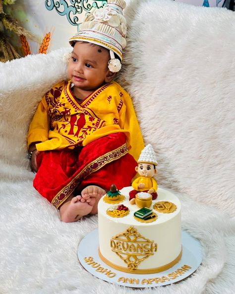 Rice Ceremony/ Annaprashan Cake of Baby Devansh. Order your dream cake today and turn every celebration into an unforgettable memory. To order, DM/ WhatsApp on 6290789972. Follow @hotcrossbunsguwahati for creative cake inspirations. [Cakes, Desserts, Buttercream Cake, Theme Cake, Fondant Cake, Rice ceremony, Annaprashan, Baking, Foodie, Cake lover, Baker, Homebaker, Cake decorating, Cakes for you, Cake ideas, Cake inspiration, Guwahati, Kolkata, Guwahati Bakery] ##hotcrossbunsguwahati ... Annaprasana Cake, Naming Ceremony Cake, Mundan Cake Designs, Khatu Shyam Birthday Cake, Cake For Mundan Ceremony, Rice Ceremony Cake Design, Hot Cross Buns, Cake Lover, Dream Cake