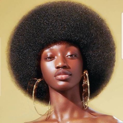 Excellent Hairstyle Ideas for Black Women of African American Ethnicity. braids, braided hairstyles, cornrows, cornrows braids, box braids, poetic justice braids, triangle box braids, afro hairstyles, ponytail hairstyles, updo hairstyles, crochet braids, sisterlocks, dreadlocks, bob haircuts, #braids #box braids #cornrowsbraids #cornrows #braidedhairstyles #afrohairstyles #bobhaircuts #sisterlocks #dreadlocks #updos #ponytails #poeticjustiecebraids #triangleboxbraids #africanamericanhairstyles Hair Afro, Photographie Portrait Inspiration, Dark Skin Women, Hair Reference, Black Power, Black Culture, Crochet Hair Styles, Afro Hairstyles, Black Is Beautiful