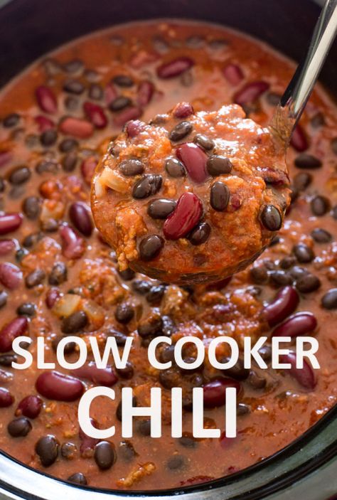 slow cooker crockpot chili Kid Friendly Chili Recipe, Best Slow Cooker Chili, Slow Cooker Chilli, Slow Cooker Chili Easy, Meals Kids Love, Slow Cooker Chili Recipe, Freezer Friendly Meals, Crockpot Dinners, Chili Recipe Crockpot