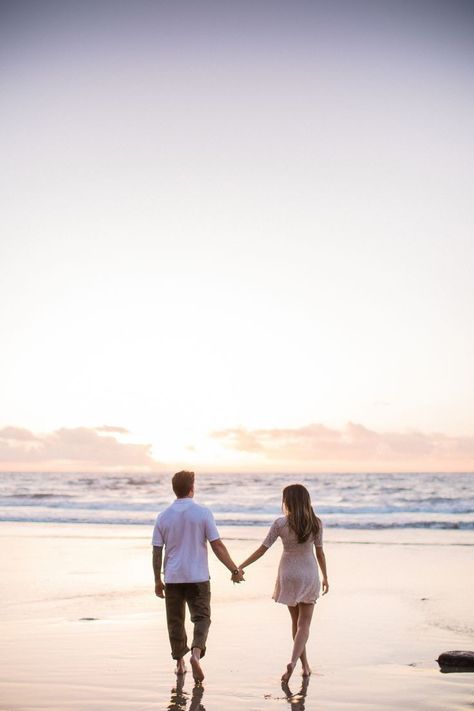 Engagement Photo Shoot Beach, Engagement Pictures Beach, Couples Beach Photography, Couple Beach Pictures, Wedding Fotos, Couple Beach Photos, Sunset Photoshoot, Beach Photo Session, Photos Bff