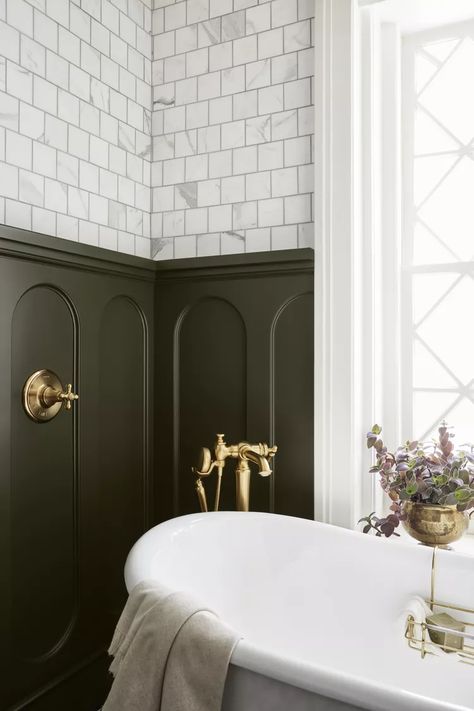 Magnolia Wallpaper Joanna Gaines, Joanna Gaines Office, Joanna Gaines Favorite Paint Colors, Magnolia Home Paint Colors, Bathroom Joanna Gaines, Joanna Gaines Bathroom, Magnolia Paint Colors, Fixer Upper Designs, Joanna Gaines Paint Colors