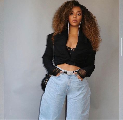 Beyonce Looks Outfits, Beyonce Outfit Ideas, Water Festival, Beyonce Hair, Beyonce Knowles Carter, Beyonce Style, Beyoncé Giselle Knowles-carter, Beyoncé Giselle Knowles, Beyonce Queen