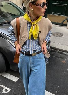 Spring Summer Fashion 2024, Layered Spring Outfits, April Fits, Fashion Layering, Portuguese Style, Jeans Trend, Layered Fashion, Stil Inspiration, Layering Outfits